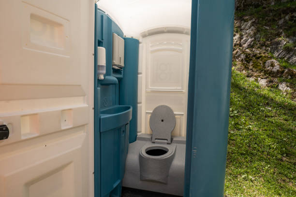 Best Sanitation services for porta potties  in Wakeeney, KS